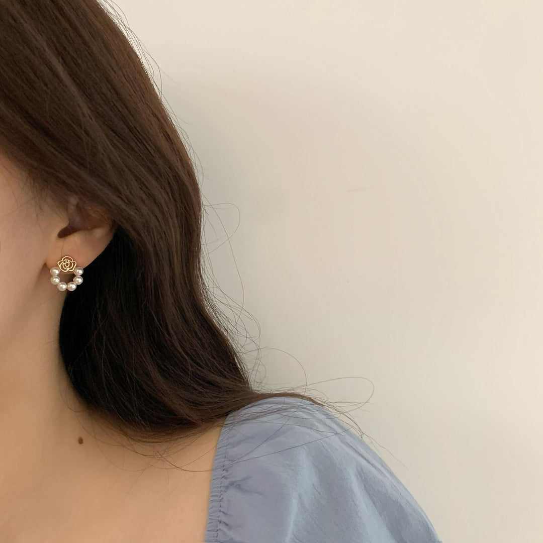 Rose Pearl Clip on Earrings