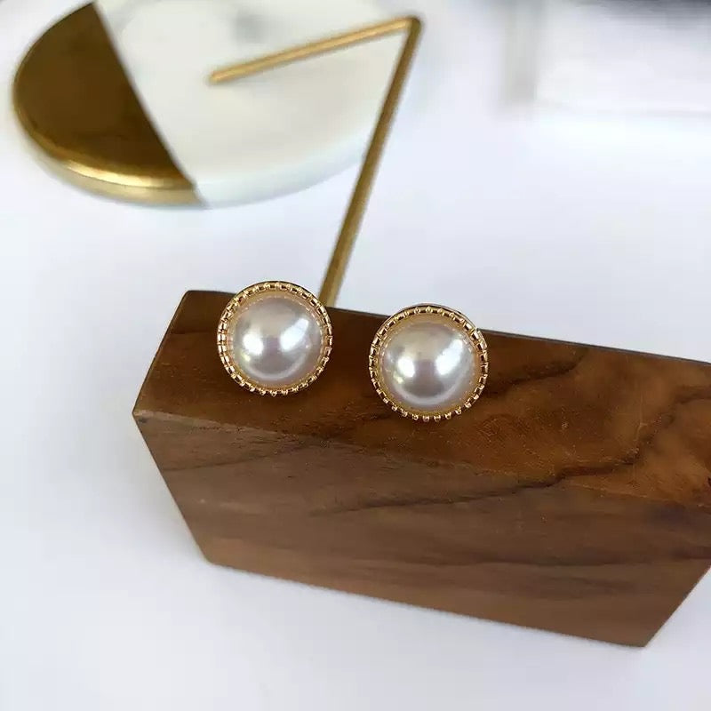 Elegant Pearl Style Clip on Earrings