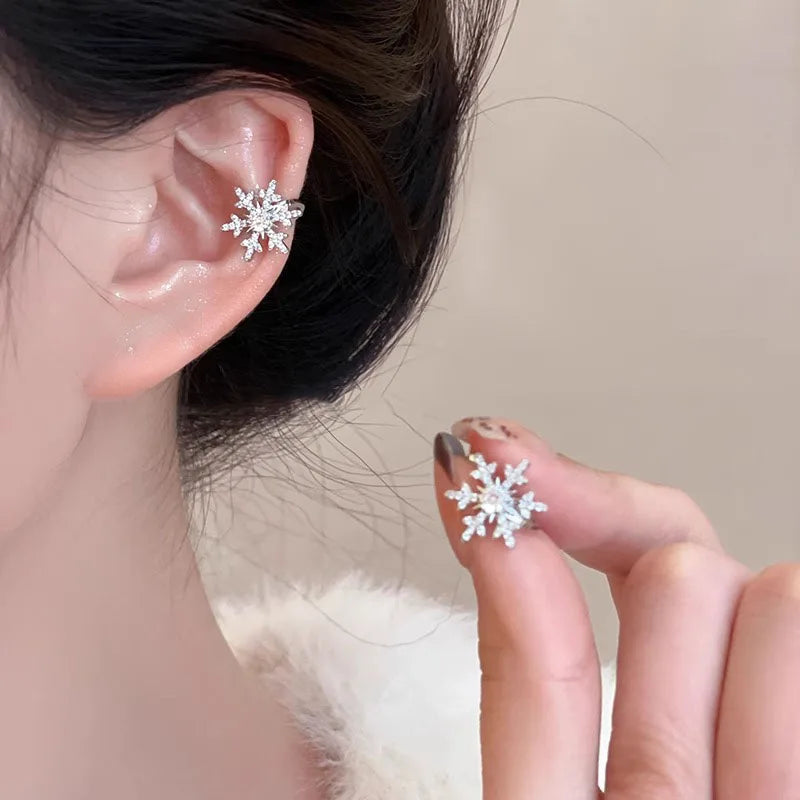Zirconia Snowflake Ear Cuff (1P)