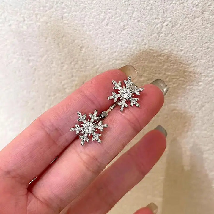 Zirconia Snowflake Ear Cuff (1P)