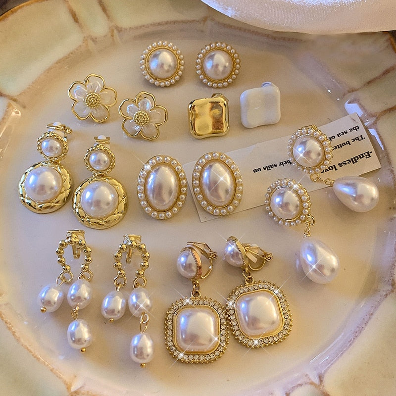 Oval Pearl Clip on Earrings