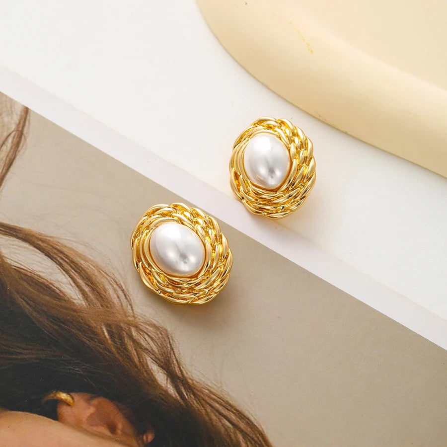 Oval Pearl Clip on Earrings