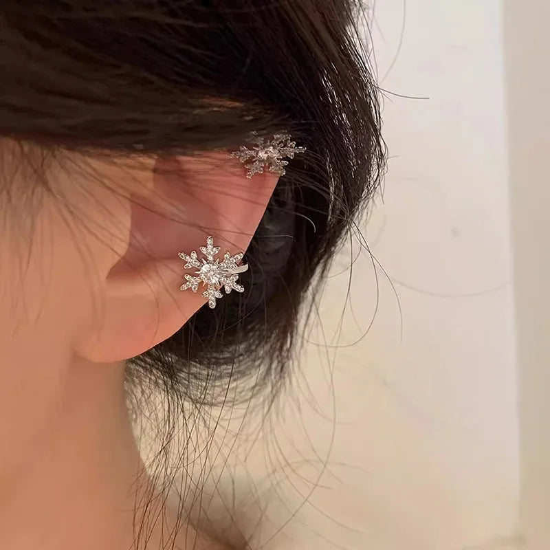 Zirconia Snowflake Ear Cuff (1P)