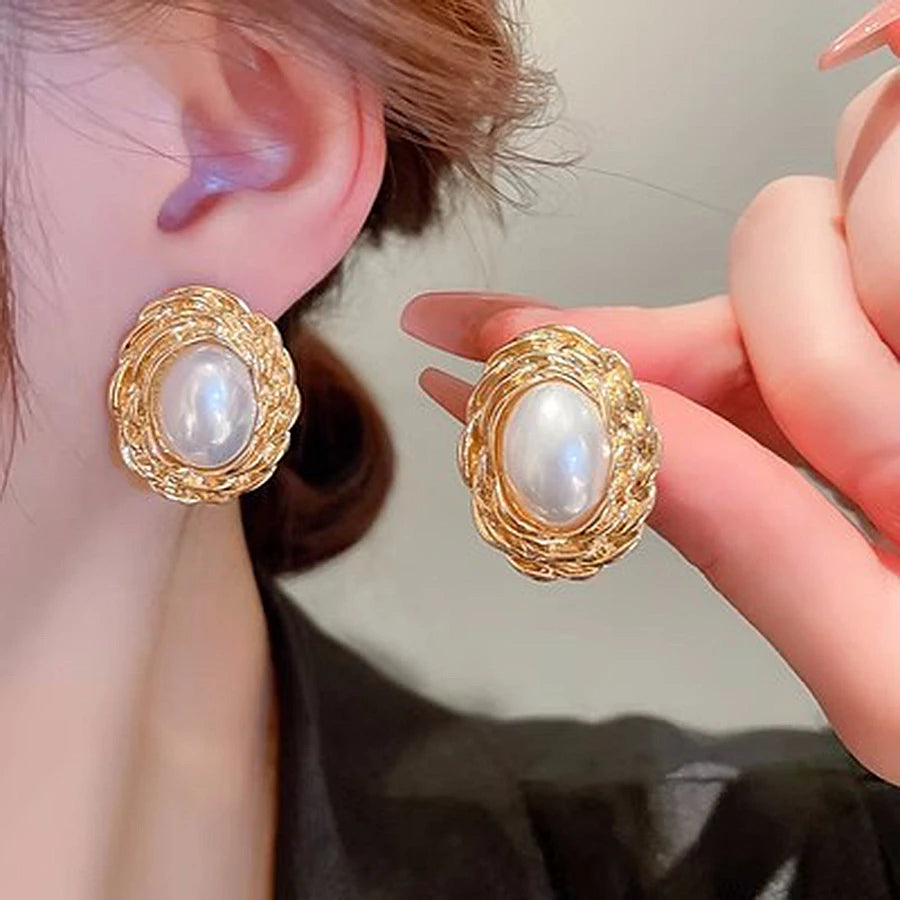 Oval Pearl Clip on Earrings