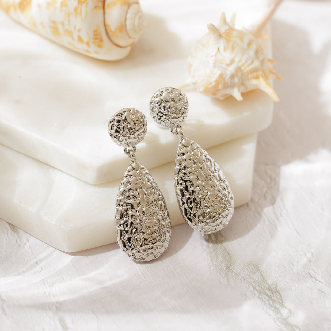 Vintage Hammered Teardrop Clip on Earrings