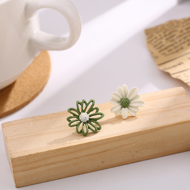 Green Daisy Clip on Earrings