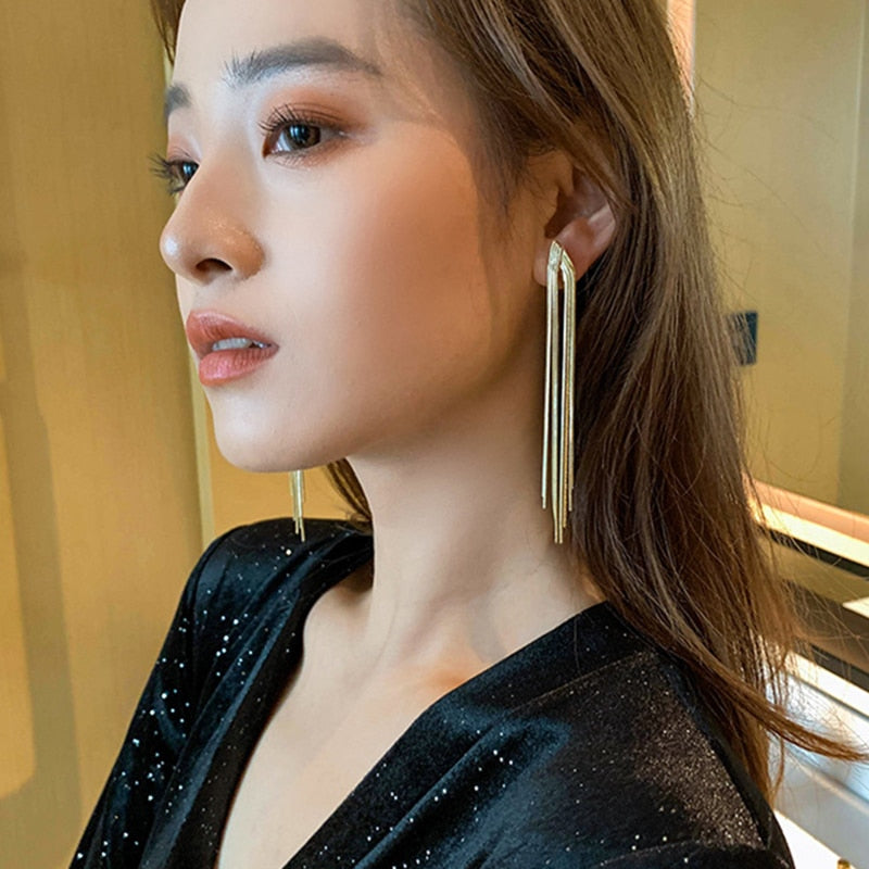 Vintage Long Chain Clip on Earrings