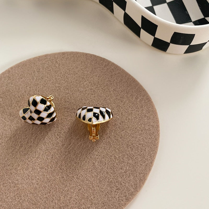 Vintage Black & White Clip on Earrings